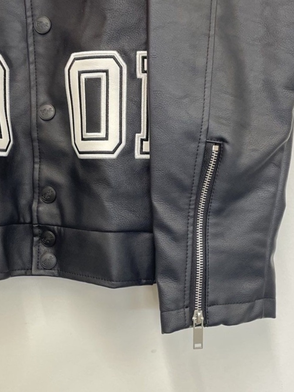 F21 BRATZ MOTO BOMBER JACKET - Picture 4 of 14
